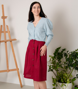 Front-buttoned linen midi skirt with elastic waistband