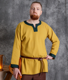 Birka wool tunic with two gussets and narrow wool trims