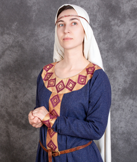 Early Medieval Set - Cream Woolen Scarf and Silk Brocade Headband
