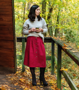 Linen midi skirt with front buttons and pockets
