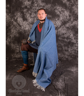 Viking thick large diamond twill pattern blanket in raw merino wool with fringe