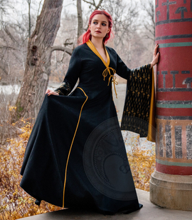 BLACK DAGGER - morning kimono wrap dress of the fantasy medieval queen