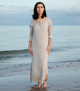 Linen tunic-underdress from Pskov with a gathered neckline and side slits